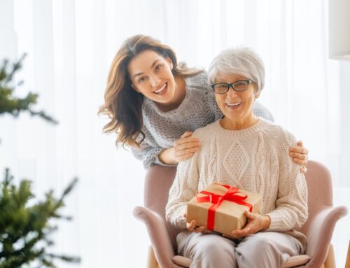 6 Ways You Can Help Your Senior with Dementia Have a Safe and Happy Holiday